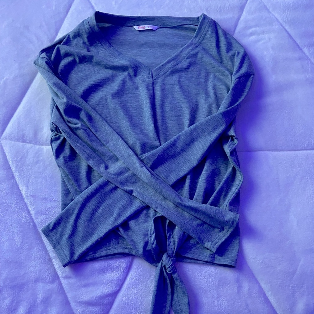 TIE LONG SLEEVE TOP